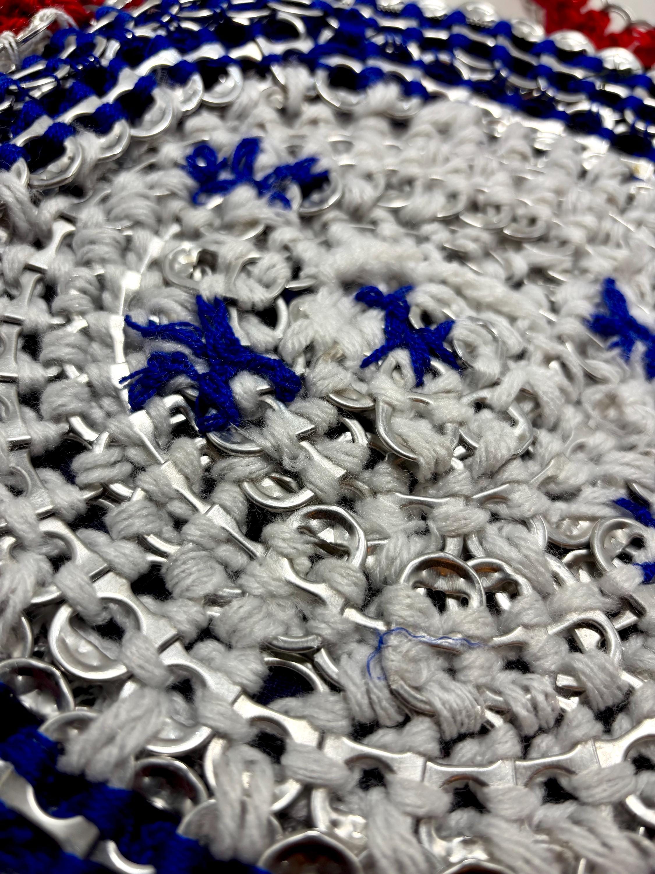 Vintage Handmade Soda Tab Circle Purse – Woven Red, White & Blue Yarn, Pop-Top Shoulder Bag Upcycled Recycled Boho Statement Accessory - Thumbnail 7