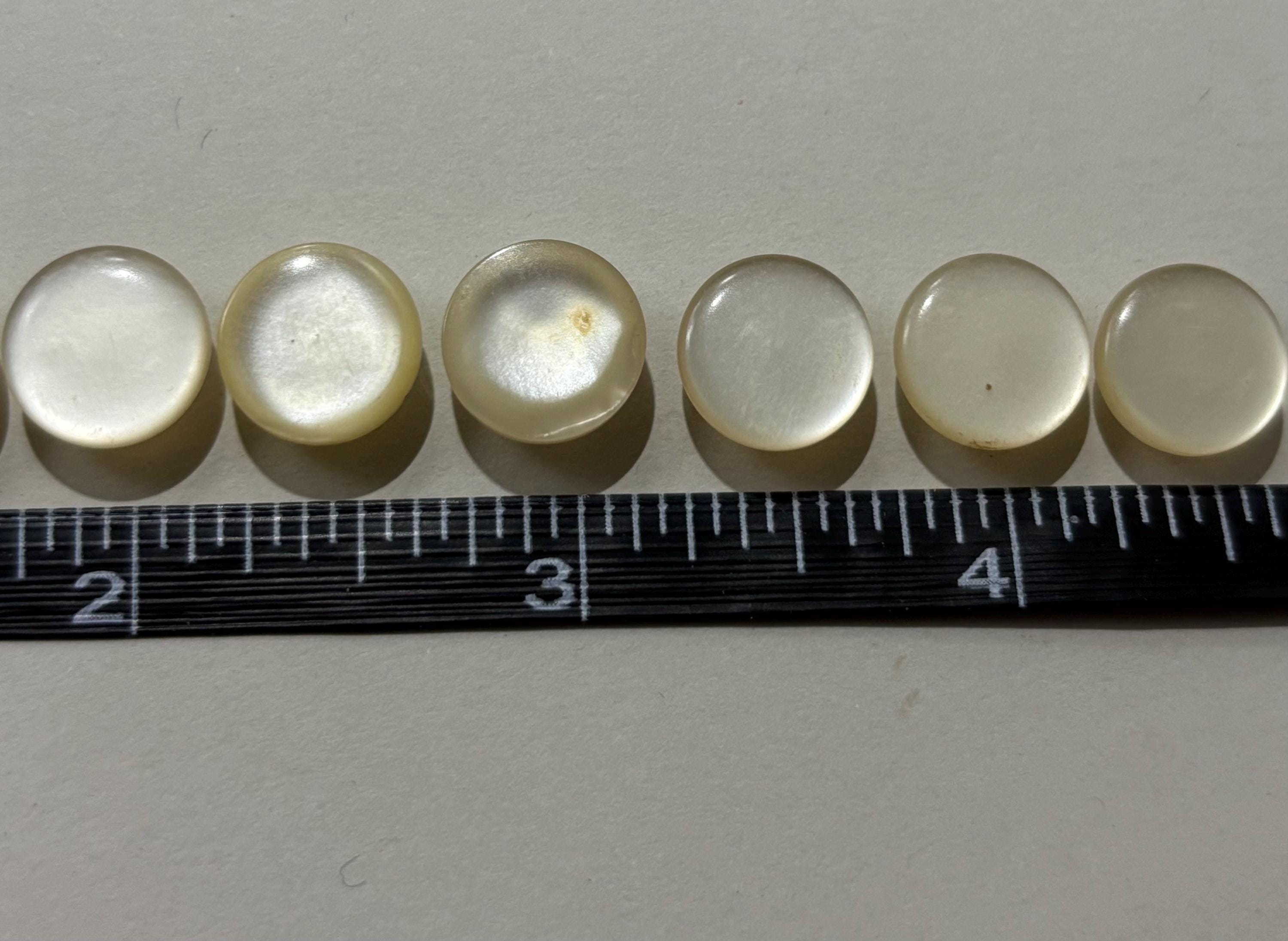 Vintage 1950s Pearlized Plastic Cardigan Buttons – Set of 10 Sweater Girl Shank Buttons, about 1/4" & 1/2" - Thumbnail 7