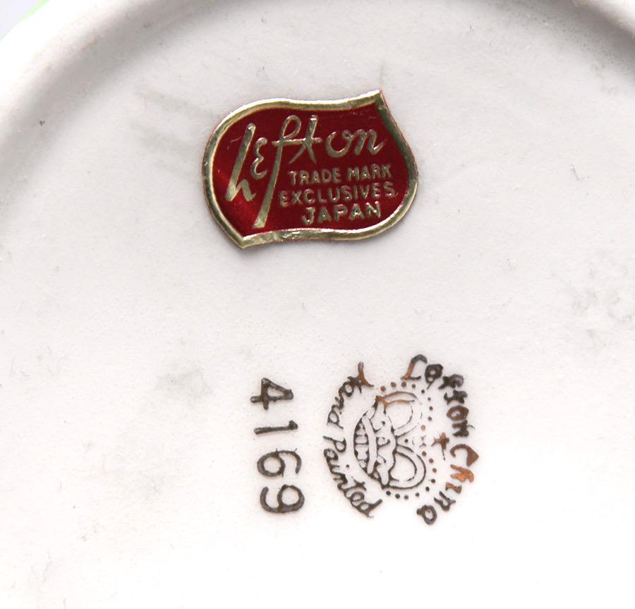 Vintage 1970s Lefton Japan Miniature Table Oil Lamp – Hand Painted Roses on Mint – Heritage-Green Porcelain with Glass Chimney – #4169 - Thumbnail 7