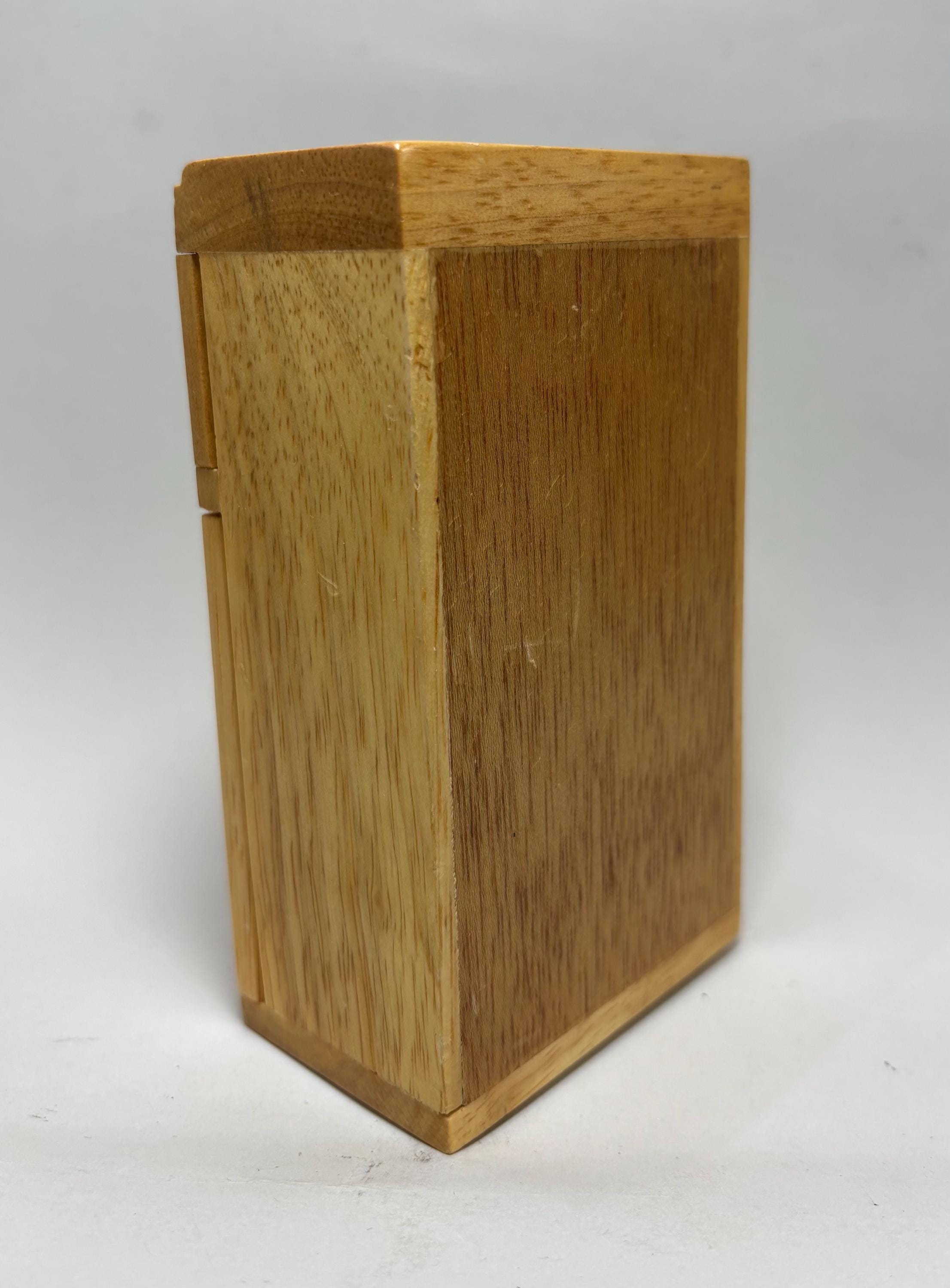 Miniature Wooden Dollhouse Refrigerator – Two-Door Fridge with Freezer – Vintage Made in China – Spooky Dollhouse Furniture - Thumbnail 7