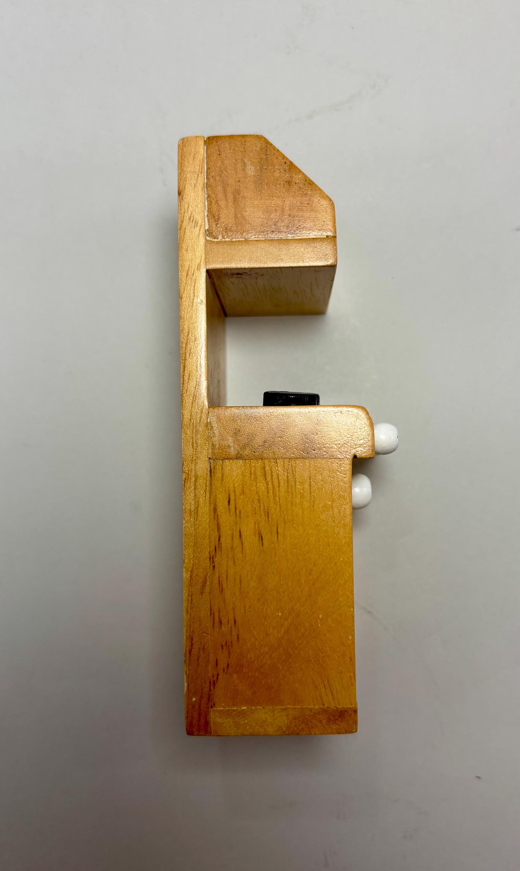 Vintage Wooden Dollhouse Stove – Miniature Kitchen Oven with Painted Burners and Knobs – Made in China – Dollhouse Furniture - Thumbnail 4