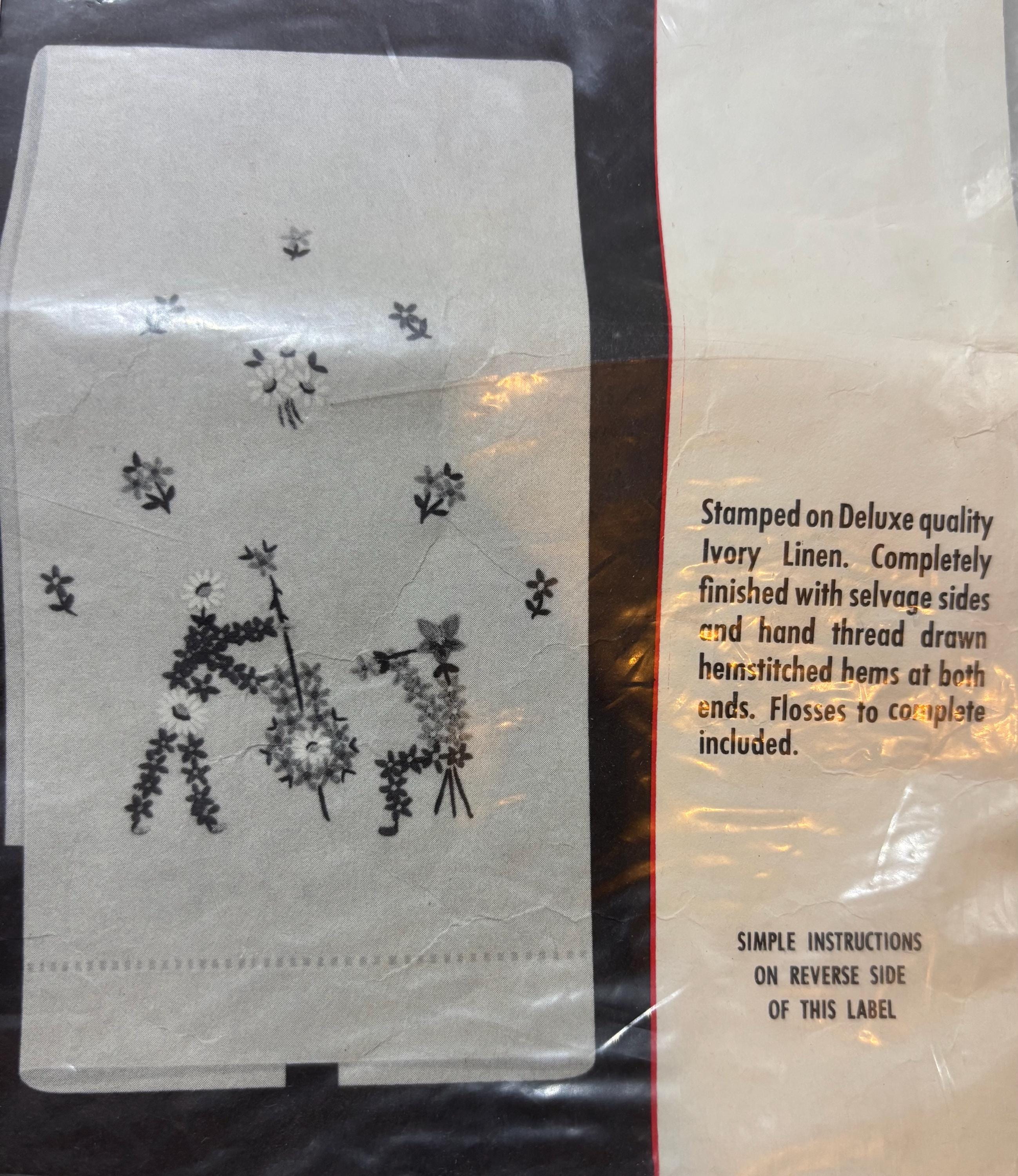 Vintage Bucilla Kit 3333 – Sealed Deluxe Belgian Linen Guest Towel Embroidery Kit, Dancing Floral Figures - Thumbnail 4