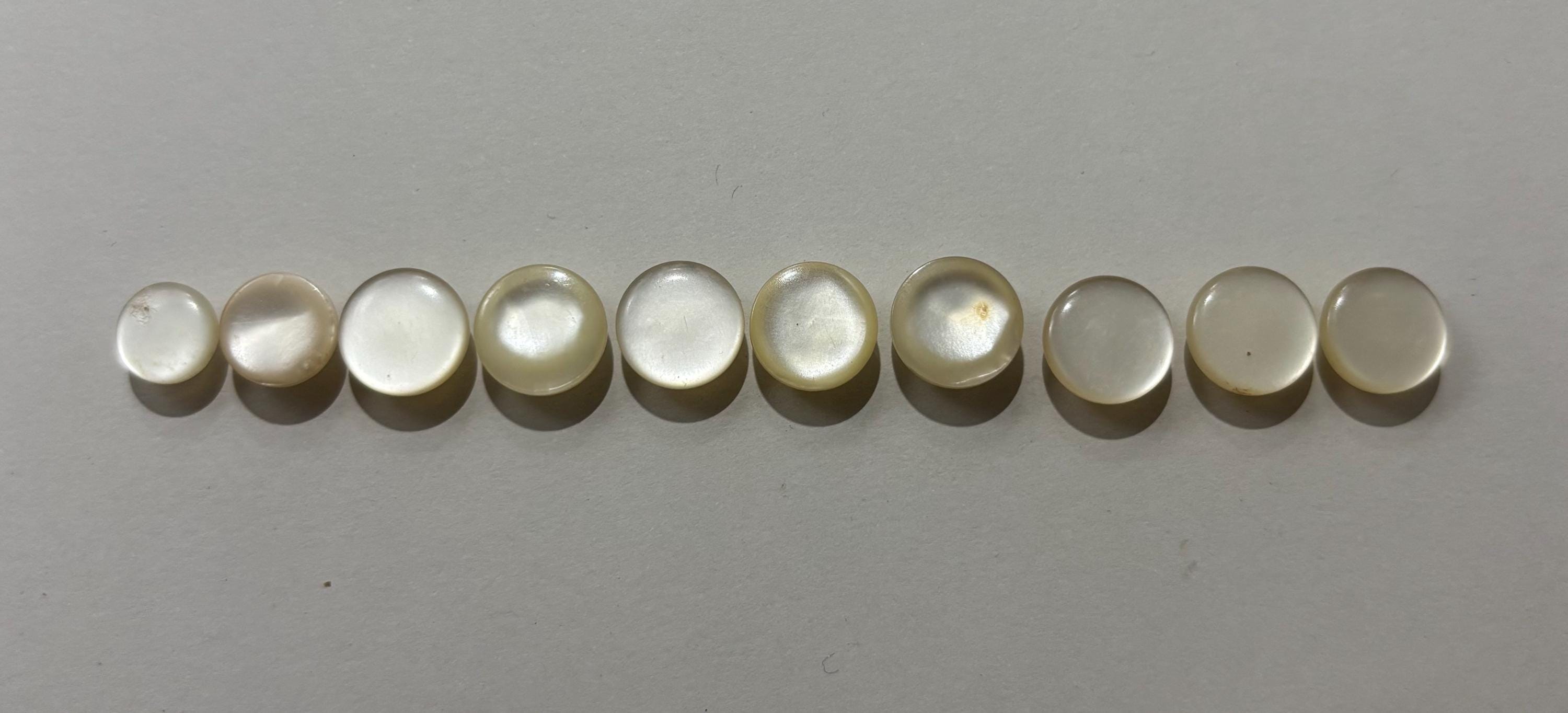 Vintage 1950s Pearlized Plastic Cardigan Buttons – Set of 10 Sweater Girl Shank Buttons, about 1/4" & 1/2"
