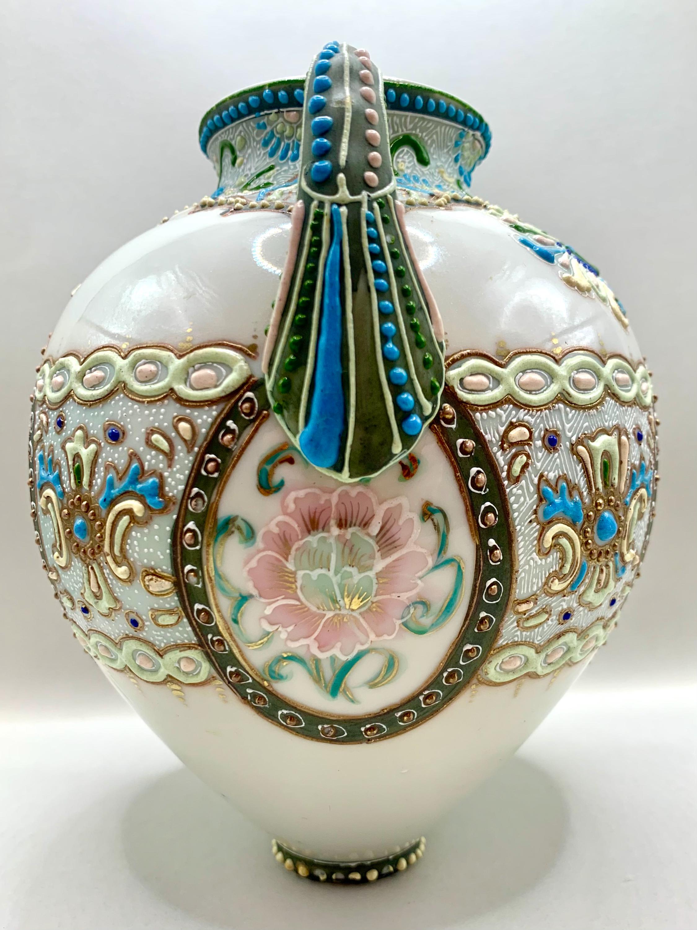 Antique Early 1900s Moriage Vase – Hand-Painted Floral Raised Enamel, Art Nouveau History - Thumbnail 4
