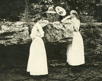 GIRLFRIENDS in Cotton Dresses Talking To Each Other on Fallen Log - circa 1900 Cabinet Photo