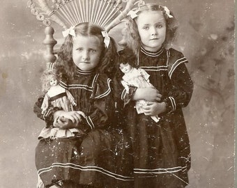 Two Little Girls with Their VICTORIAN DOLLS - 1890s Cabinet Card Photo by Prettyman - Blackwell Oklahoma Territory