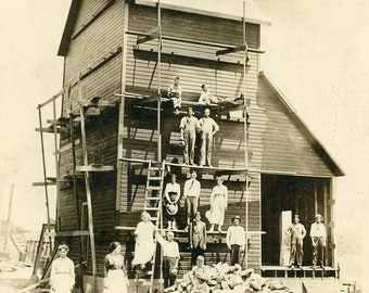 Raising a GRAIN ELEVATOR in the AMERICAN Midwest - circa 1900 Cabinet Photo