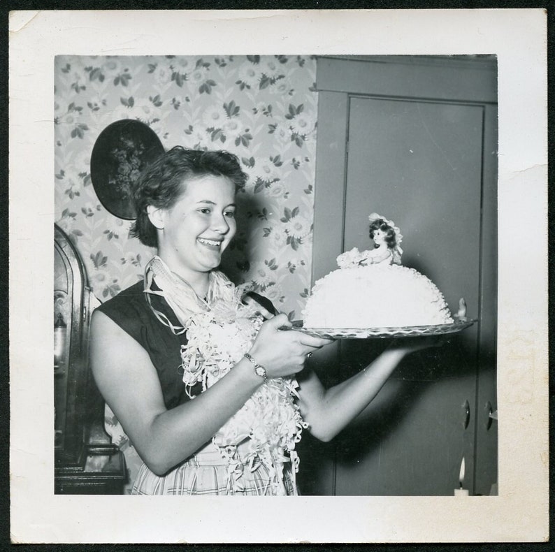 Woman Proudly Displays a WEDDING CAKE Made at a BRIDAL Shower in Candid 1953 Snapshot Photo image 1