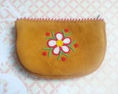 Beaded Leather Wallet, Native American Beaded Pouch, Flower Beadwork, Moosehide Leather Pouch, Native American Wallet, Purse, Change Purse