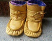 Authentic Handmade Baby Moccasins, Wrap around moccasins, leather moccasins, Baby Slippers, Native American Moccasins, Wraparound, baby shoe
