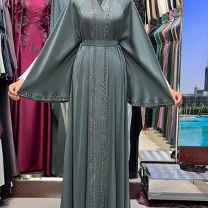 Elegant abaya, Evening Abaya, Eid, Ramadan, Wedding Abaya, Islamic Clothing, Muslimah, Dubai Abayas, colour Abaya