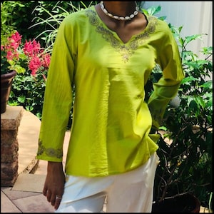 Boho limoengroen handboho chic geborduurde top ~ tuniek ~ blouse - Amerikaanse maten XXS - 5XL - 100% katoen