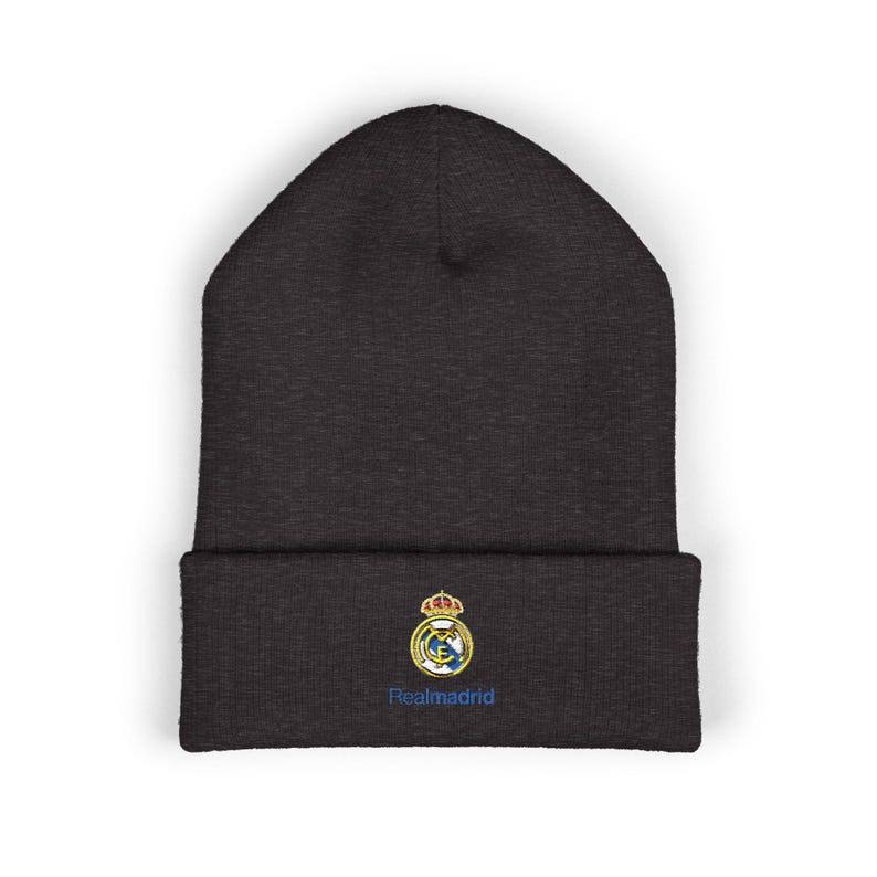 Gorro de punto con puño y escudo del Real Madrid bordado imagen 5