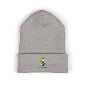 Gorro de punto con puño y escudo del Real Madrid bordado imagen 4