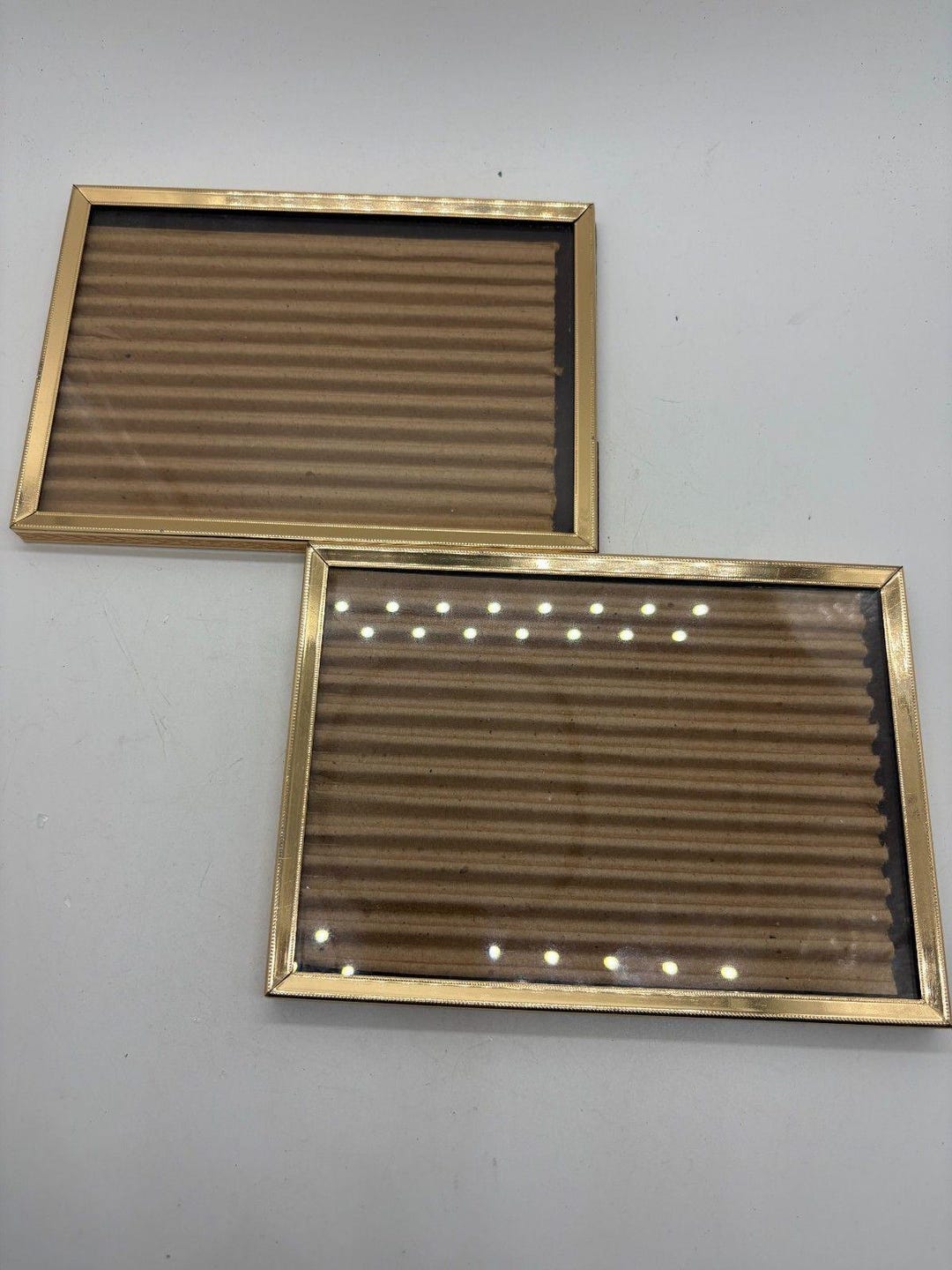 Pair Gold Tone Picture Frames 5x7 Rectangle Glass Vintage Style Photo ...