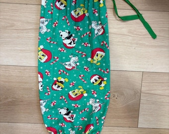 ルーニー・テューンズ クリスマス 巾着式食料品バッグ 収納 バッグ バックス・バニー トゥイーティー タズ