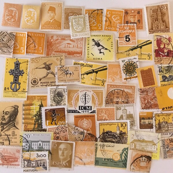 50 YELLOW GOLD Used World Postage Stamps for crafting, collage, cards, altered art, scrapbooks, decoupage, history jewelry collecting 18b