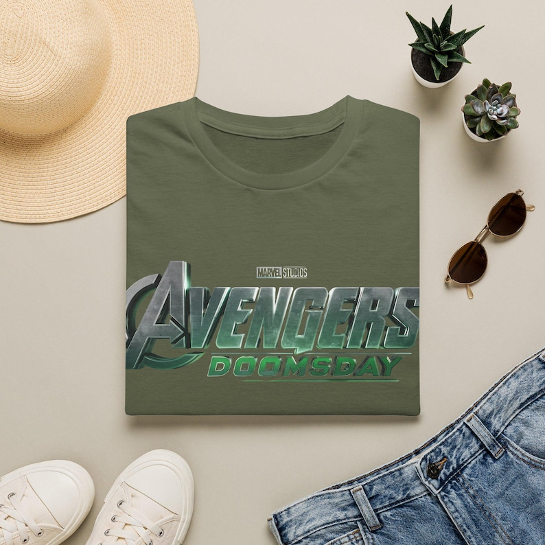 Avengers Doomsday Shirt, Marvel Avengers T-Shirt, Avengers Film-T-Shirt, Superhelden-T-Shirt mit Grafik, Geschenk für Marvel-Fans, Comic-Shirt Bild 5