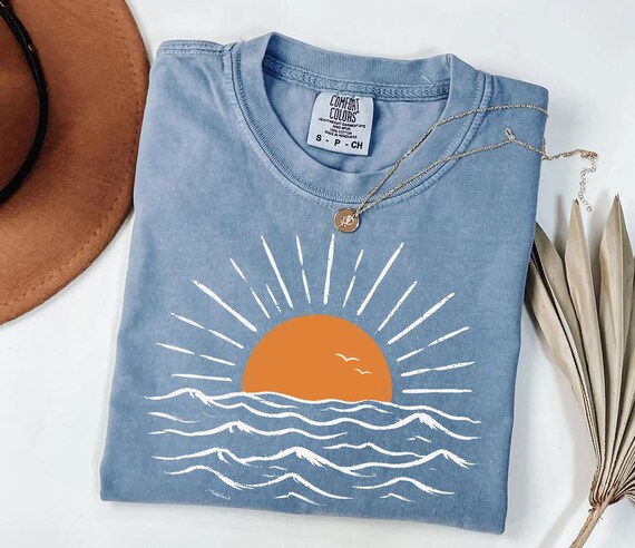 Sunset Beach Shirt | Coastal Summer Tee | Ocean Sunset Shirt | Beach Vacation Shirt | Retro Sun Graphic Tee | Coastal Aesthetic Shirt