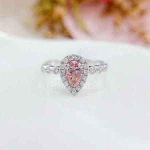 1 Carat Pear Pink Diamond Engagement Ring Lab Grown Split Shank Halo Diamond Engagement Ring Yellow, rose, White Gold Wedding Ring