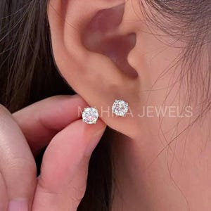 1 Carat IGI Certificate lab Grown diamonds Stud Earrings in Gold Single And Pair Stud Earrings For Women & Men, Gift for girl friend \ Wife