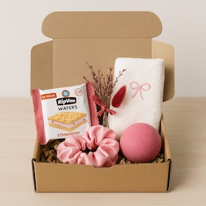 Mini Gift Box for her - Self-Care Gift Box - Gift Box for Mom - Gift for her - Gift Box for Women - Gift Basket - Gift Bundle