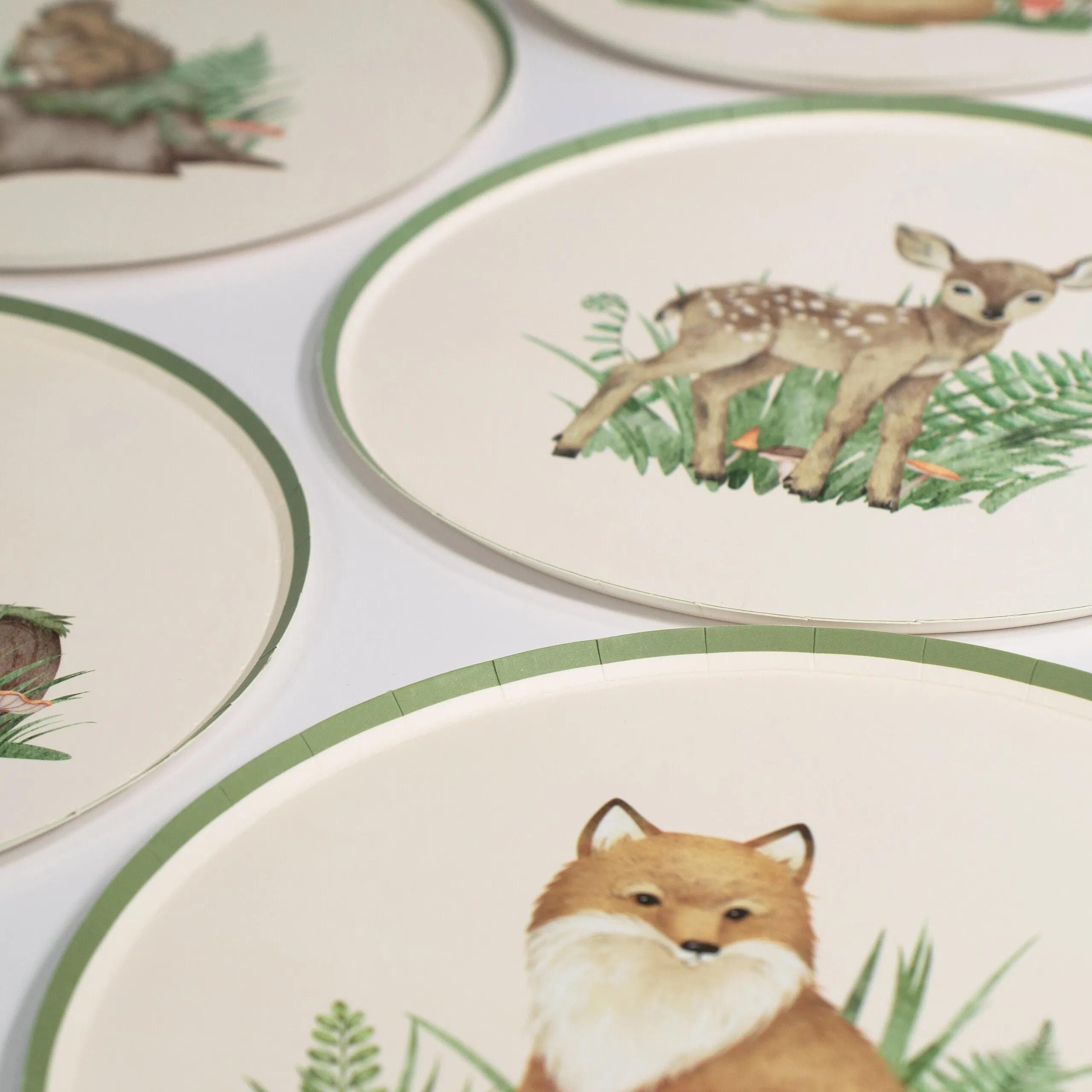 Woodland Party Plates, 8-inch Small Paper Plates - Pack of 8 | Forest ...