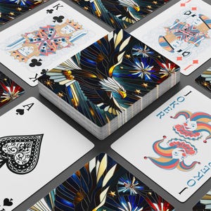 Jeu de cartes patriotiques - Art du vitrail de pygargue à tête blanche - Cadeau du 4 juillet pour le Memorial Day - Jeu de poker drapeau des États-Unis - Cartes rouge blanc bleu