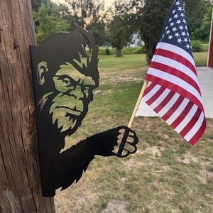 Peeking Bigfoot Flag Holder