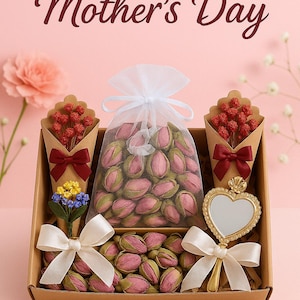 Scatola regalo per la festa della mamma, boccioli di rosa secchi, specchio a forma di cuore, mini bouquet di fiori, regalo elegante per la mamma, regalo unico, sorpresa premurosa, regalo fatto a mano