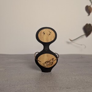 Fret anxiety relief wooden sculpture for mindfulness grounding and looping thoughts care