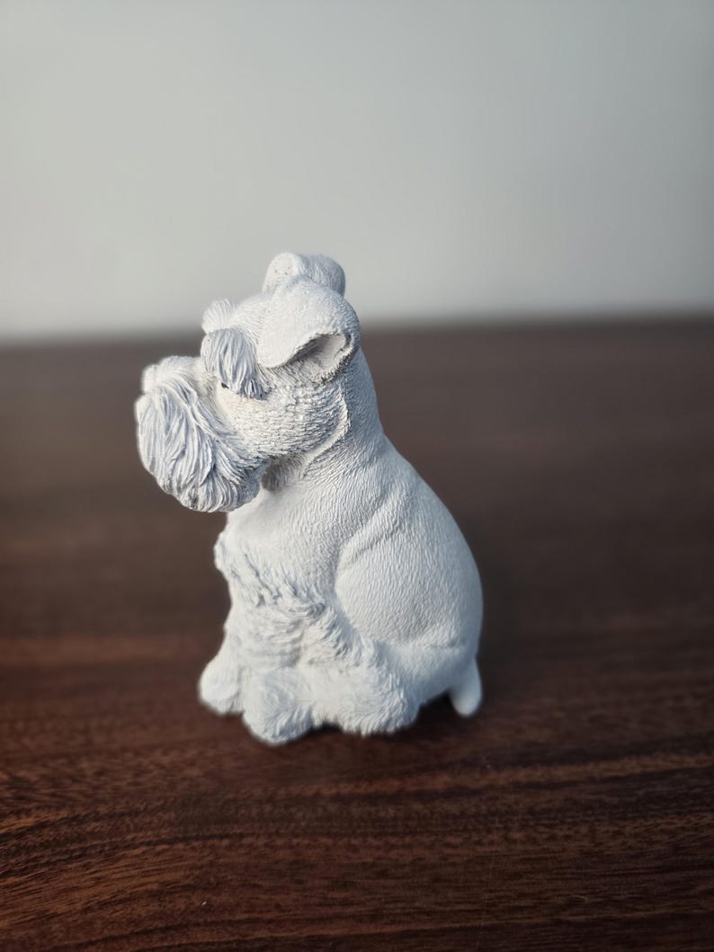 Schnauzer-Skulptur (weiß) – Eine Hommage an Treue, ein Hauch von Stil – Lebenslange Ersatzgarantie Bild 5