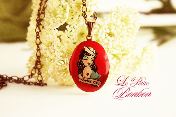 Sailor Girl With Tatoo Pin up Pictures Locket Necklace
