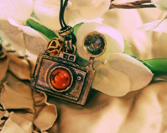 Old fashion Camera necklace