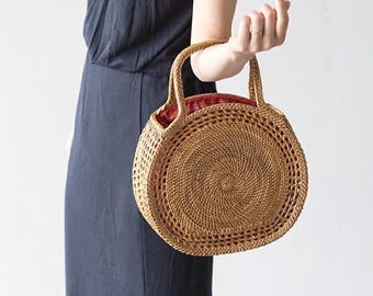 Round Ata Rattan Bag with Batik Lining – Natural Balinese Woven Purse, Boho Summer Bag