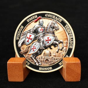 Knights Templar Challenge Coin: Christian Warrior Commemorative Token