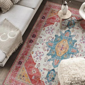 Handwoven Anatolian Rug – Vintage Turkish Motif Carpet – Geometric Ottoman Design – Boho Home Decor Kilim