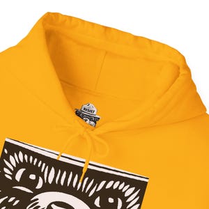 Smokey Bear RESIST Hoodie / Vintage-inspiriertes, gemütliches, mittelschweres Unisex-Kapuzen-Sweatshirt unterstützt altTPS, Our Parks und den National Park Service