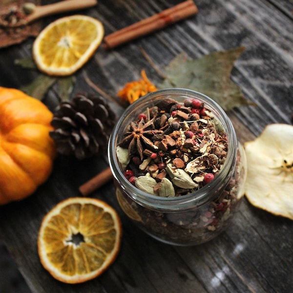 Harvest Moon Herbal Tea Blend, Autumn Tea Blend, Fall Loose Leaf Tea