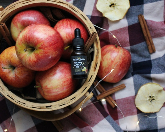 Warm Apple Pie Essential Oil Diffuser Blend, Autumn Diffuser Blend