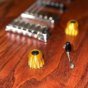 Vol and Tone Set - Gold Gear-Style Guitar Knobs – Custom Guitar Knobs
