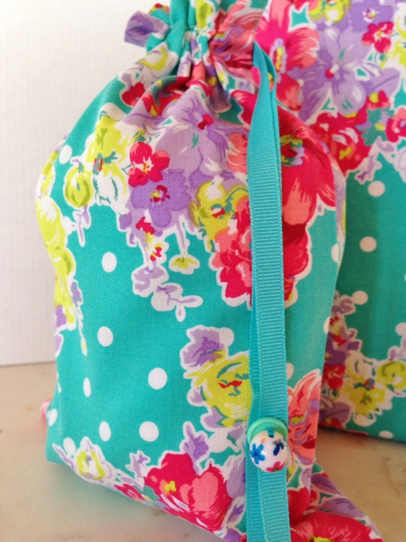 Aqua Polka Dot Garden blue green purple red white Pretty Simple Drawstring Project Bag Set