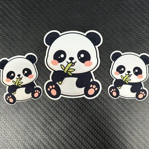 Pegatina de Panda comiendo bambú - Varios tamaños, mini y normal - Pegatinas de Panda Chibi - Pegatinas decorativas para portátil