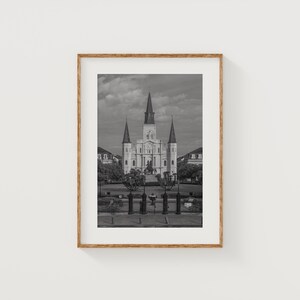 Impresión de Jackson Square, Nueva Orleans, en blanco y negro, de la Catedral de San Luis (descarga digital)
