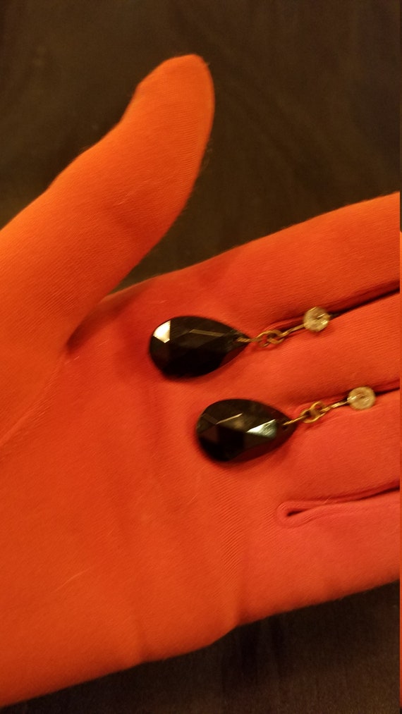 Screw-on Earrings, Black Glass Drops