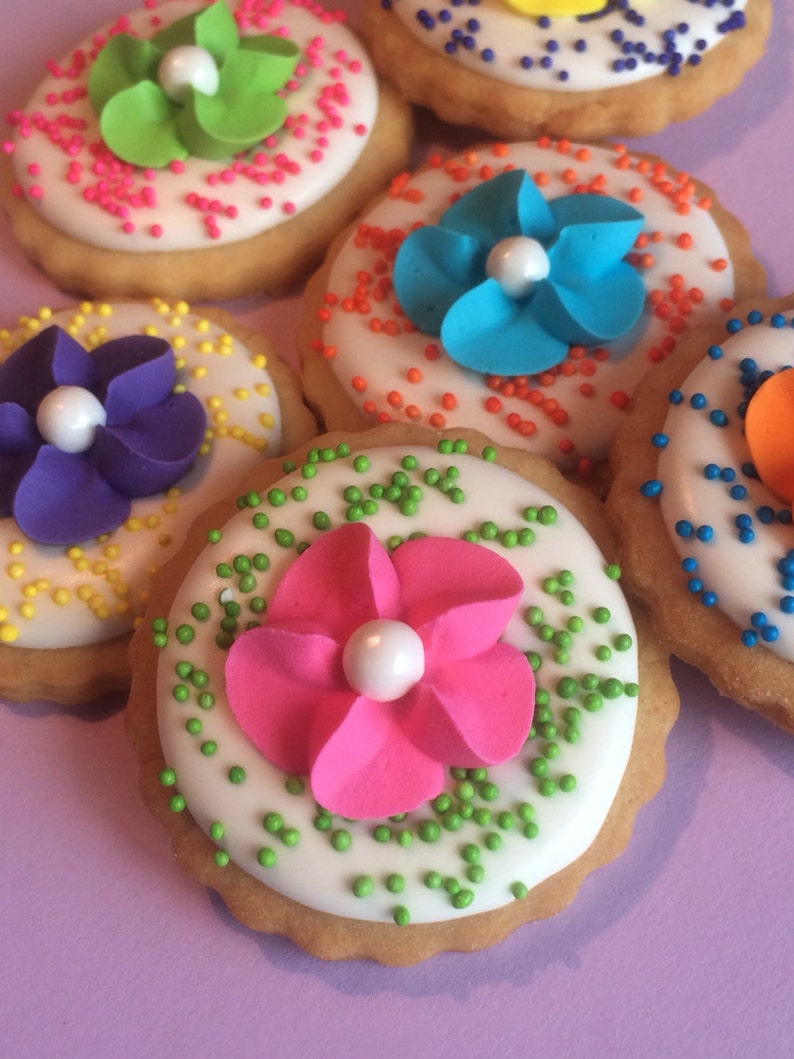 Royal Icing Flower Cupcake Toppers Rainbow Mix W/ White Sugar Etsy