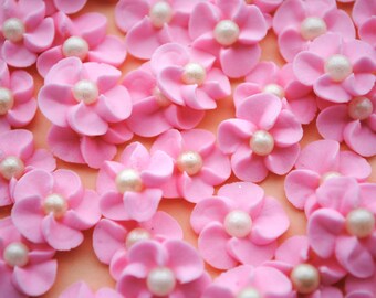 Royal Icing Flowers- Cake Decorations- Baby Pink with Ivory Sugar Pearl Center (50)