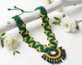 Handmade contemporary forest green n earthy brown macrame necklace.