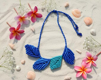 Handmade autumn leaves pattern boho hippie macrame choker with adjustable length.