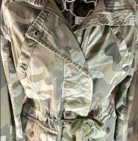 ホリスター Y2K レディース カモジャケット - サイズ：M、アーミー